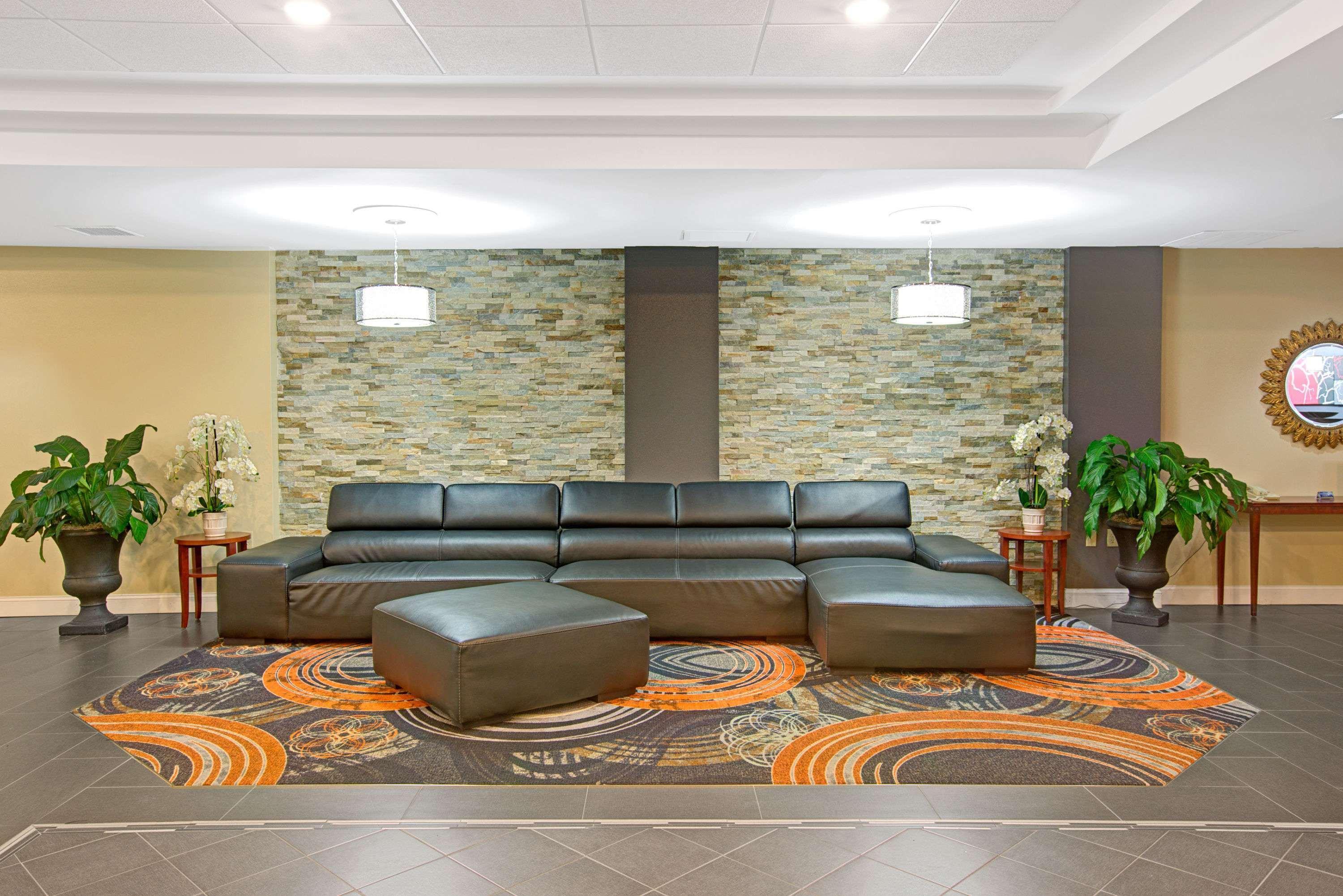 Hotel Ramada Plaza By Wyndham Charlotte South End Airport Exterior foto